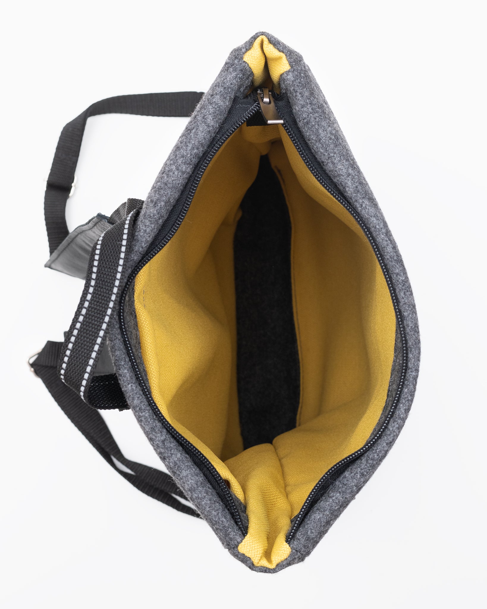 Barbara - viltkangast seljakott, tumehall