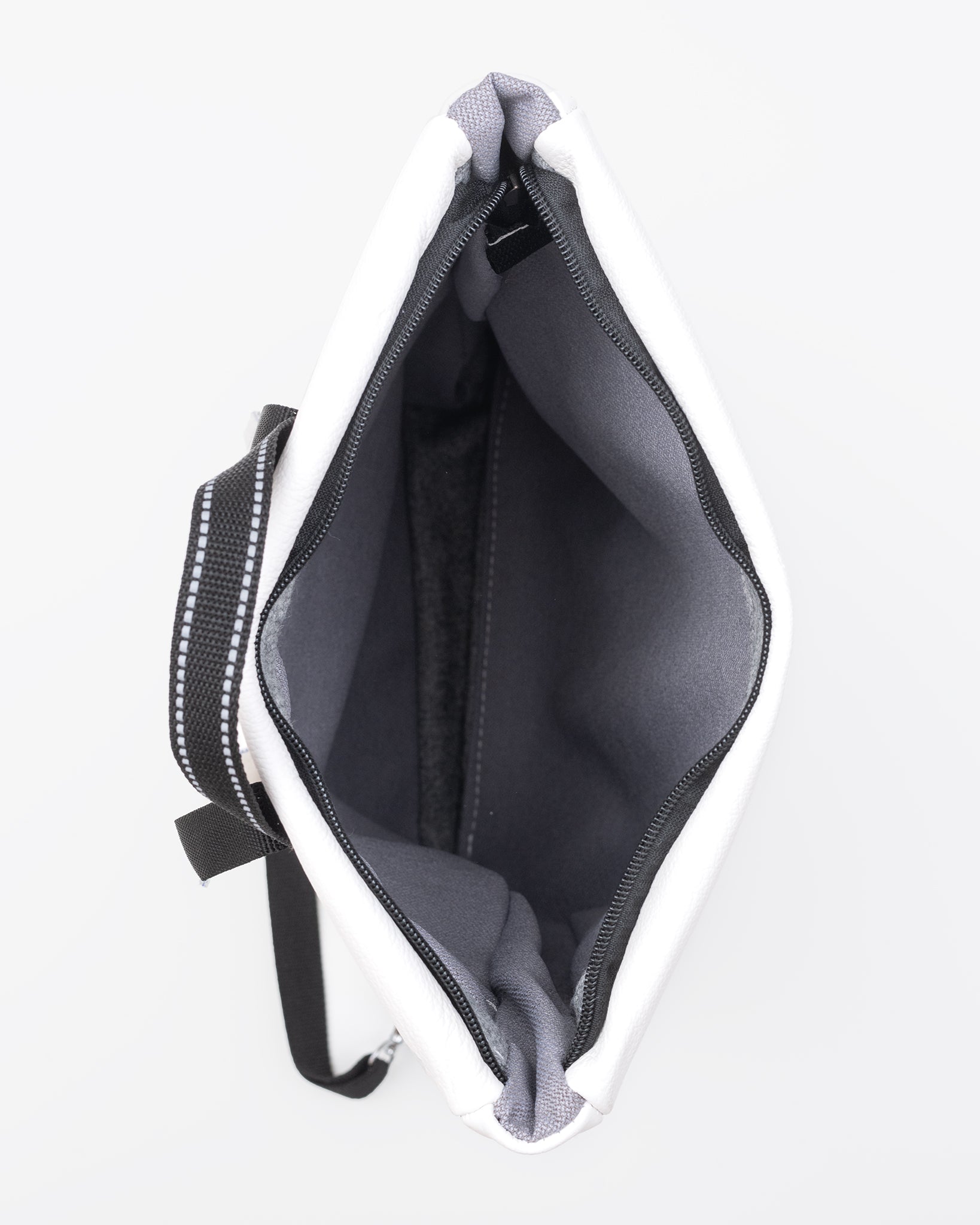 Barbara - nahast seljakott, valge