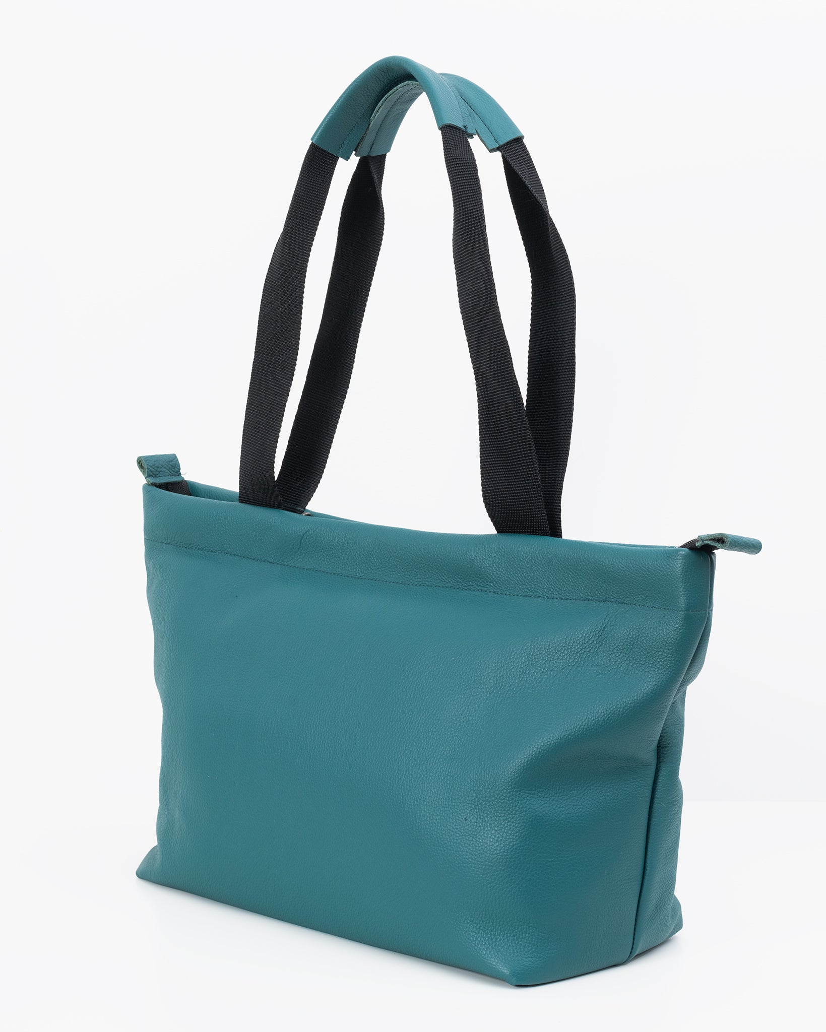 EKO - L stiilne ja mahukas igapäevakott